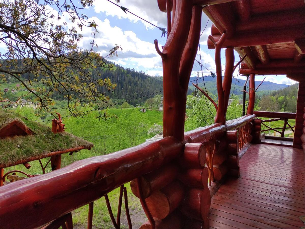Дерев'Яний Котедж "Казка" Yaremche Exterior foto